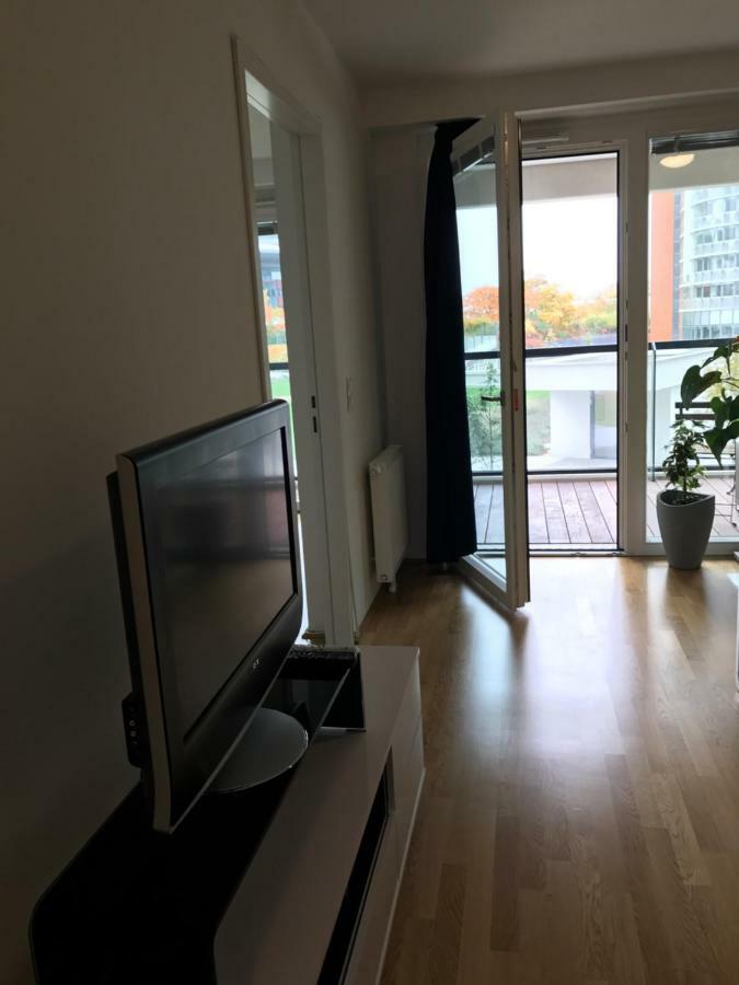 Apartment With Parking On Premise Vienna Exterior photo